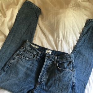 Aritzia High-waisted Jeans